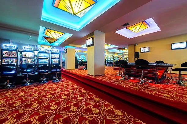 Play cafe casino wide selection of slots